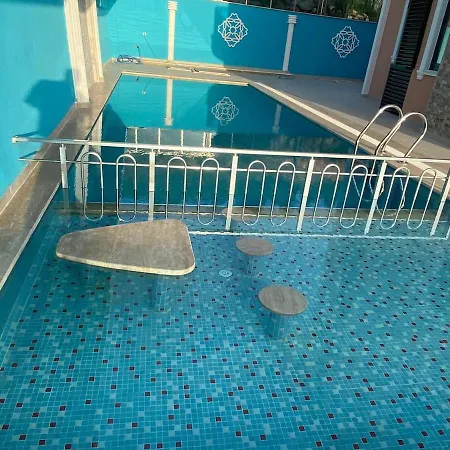 Luxus Pool Whirlpool On The Roof Willa Alanya